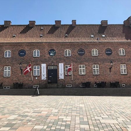 리베 Den Gamle Arrest B&B 외부 사진