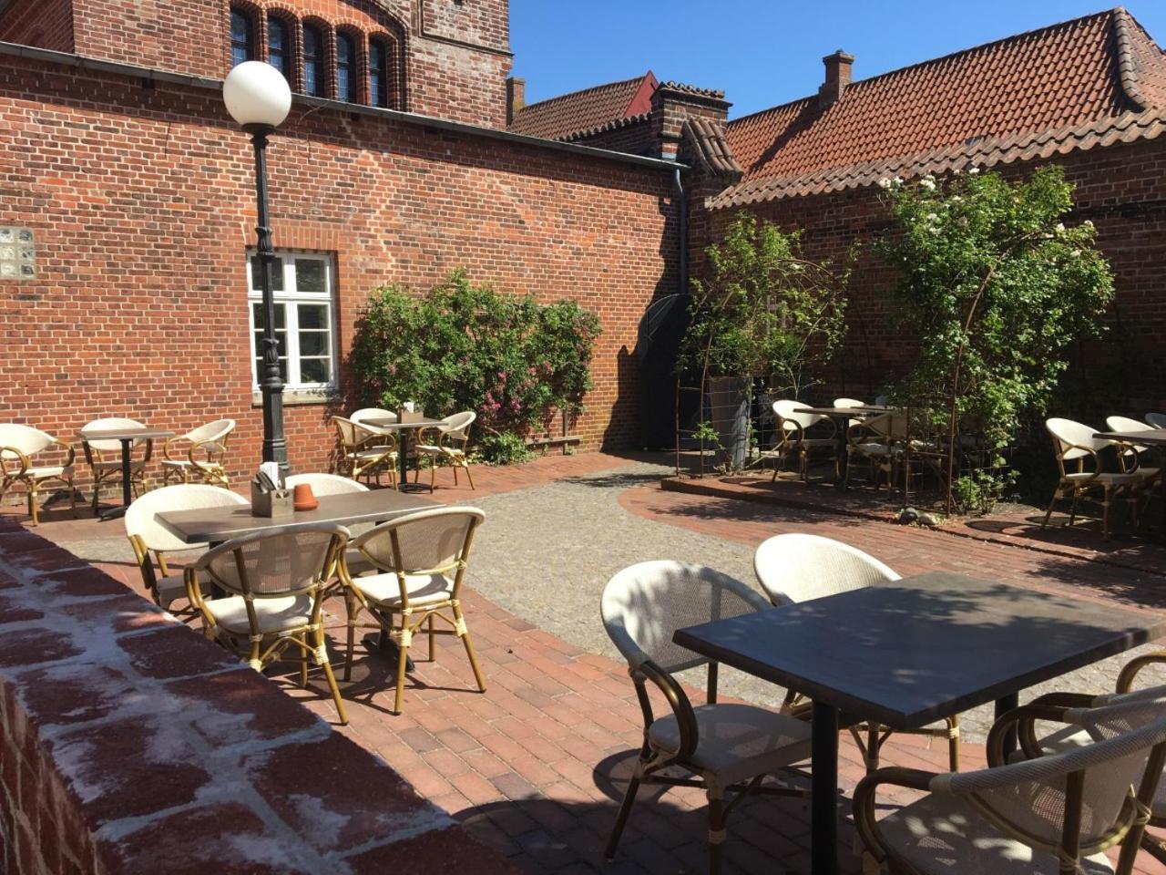리베 Den Gamle Arrest B&B 외부 사진