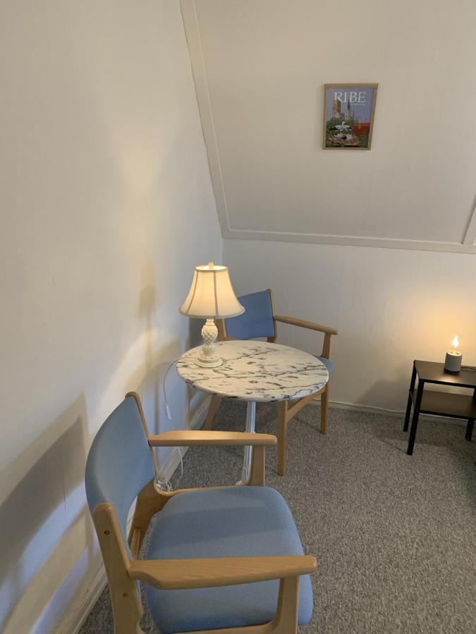 리베 Den Gamle Arrest B&B 외부 사진