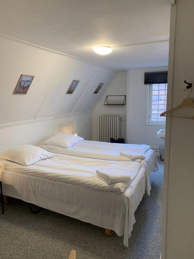 리베 Den Gamle Arrest B&B 외부 사진
